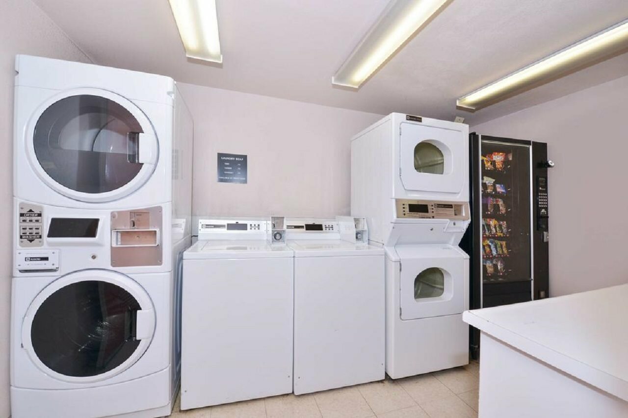 Фото Best Western Plus King's Inn & Suites