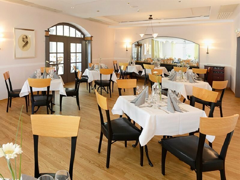 Фото Hotel Kaiserin Augusta