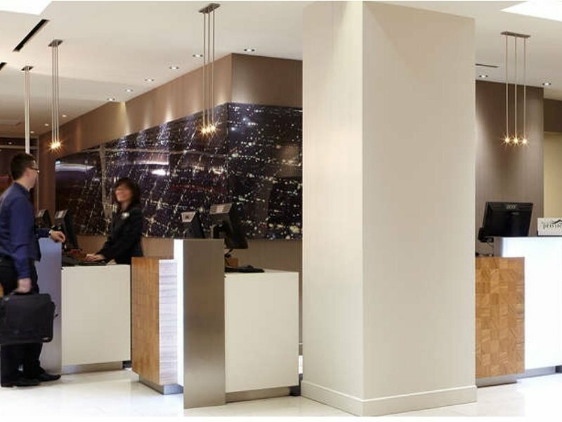 Фото Delta Hotels by Marriott Ottawa City Centre