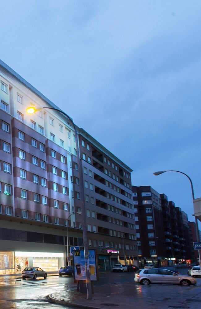 Фото Hotel Silken Luis de León