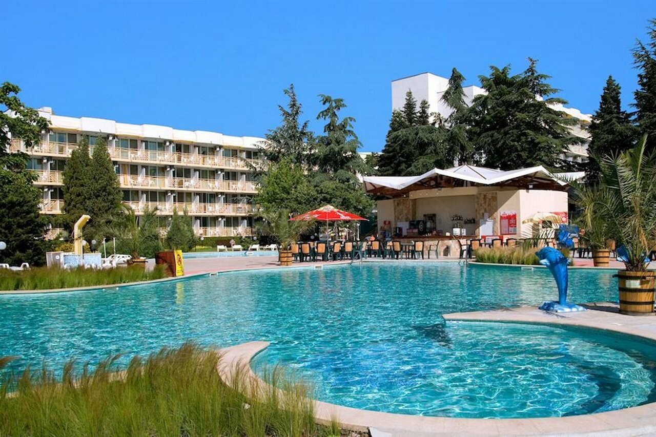 Фото отеля 1