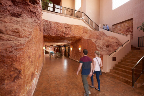 Гостиница Desert Cave Hotel в Кубер-Педи