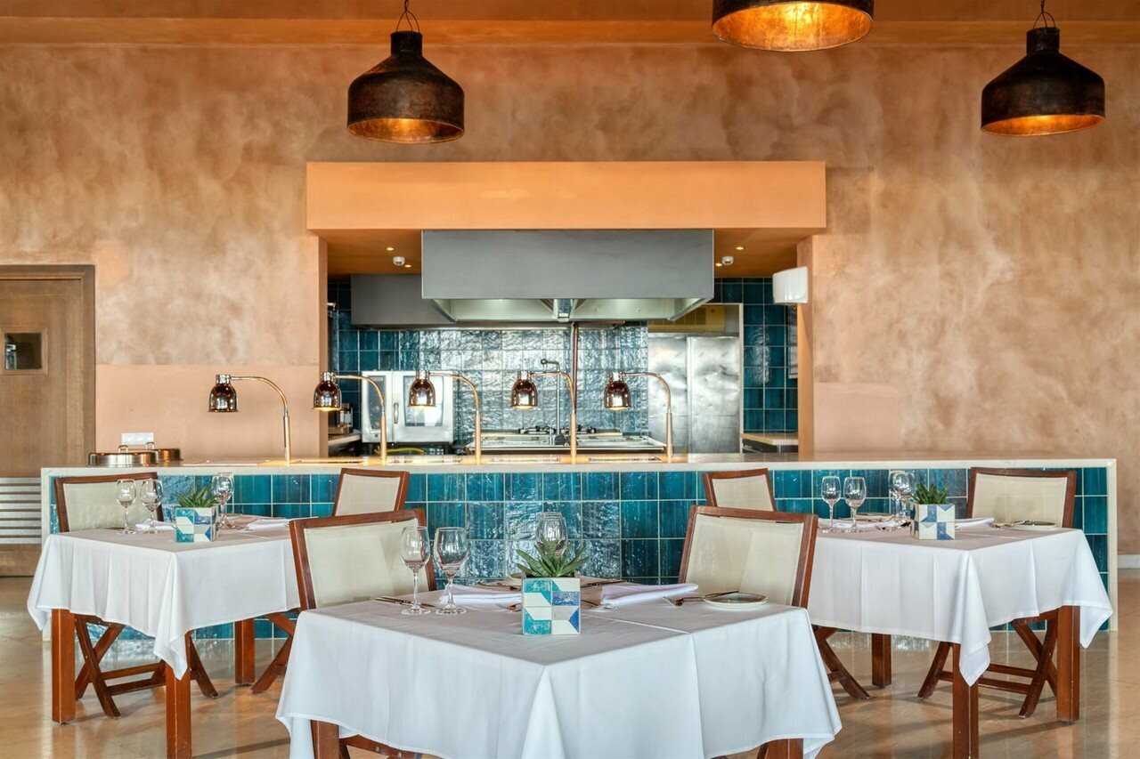 Фото Atlantica Belvedere Resort - Adults Only