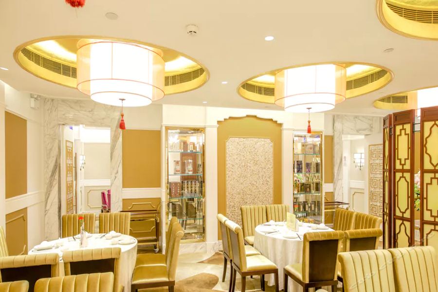 Фото Royal Dragon Hotel