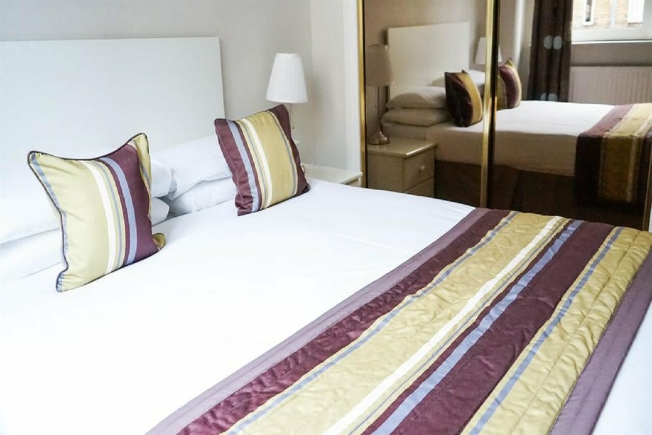 Фото Chelsea Cloisters by Capital