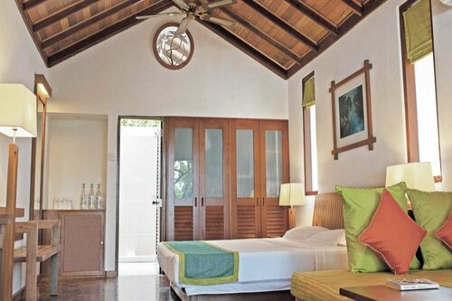 Гостиница Отель Reethi Beach Resort на Атолле Баа