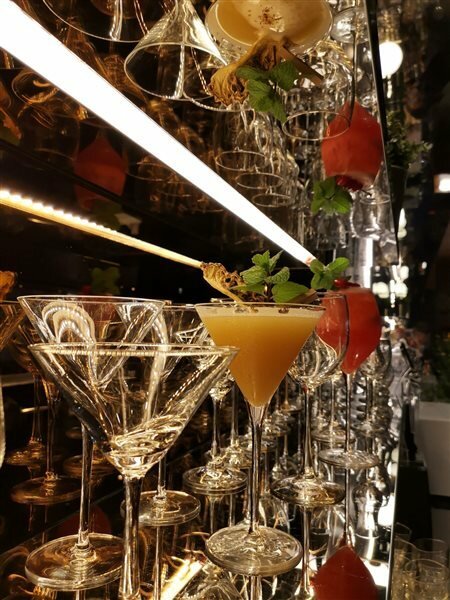 Фото Inhouse Hotel Grand