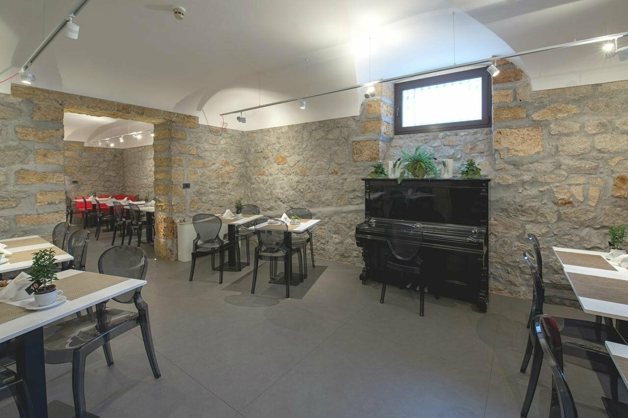 Фото Hotel Tonic