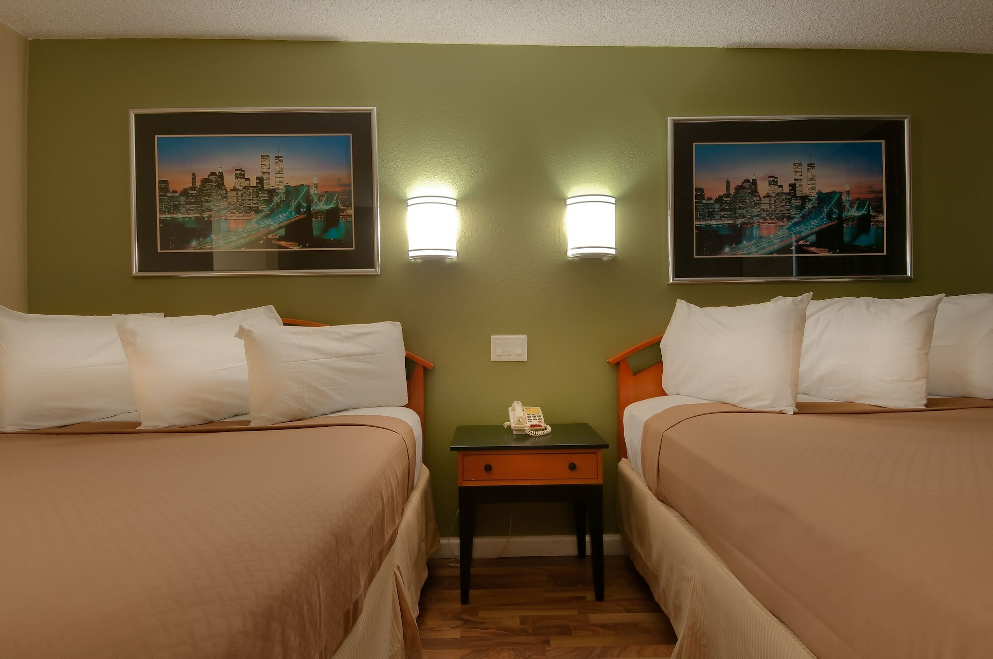 Фото Vagabond Inn Bakersfield North