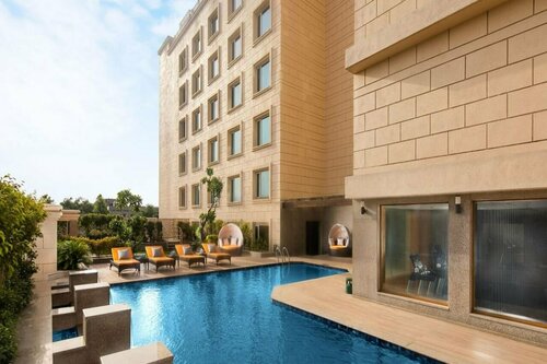 Внешний вид отеля Holiday Inn Agra MG Road, an Ihg Hotel в Агре, фото 5