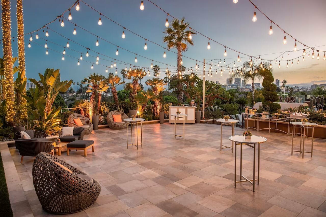 Фото Four Seasons Hotel Los Angeles at Beverly Hills