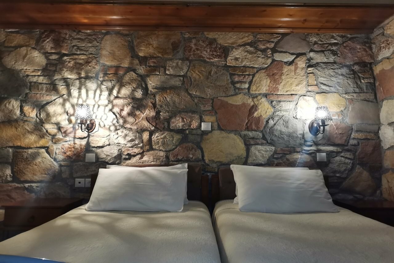 Фото Ataviros Hotel