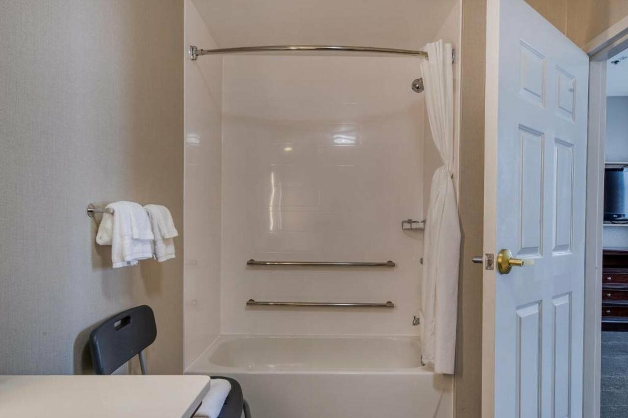 Фото Homewood Suites by Hilton Olmsted Village