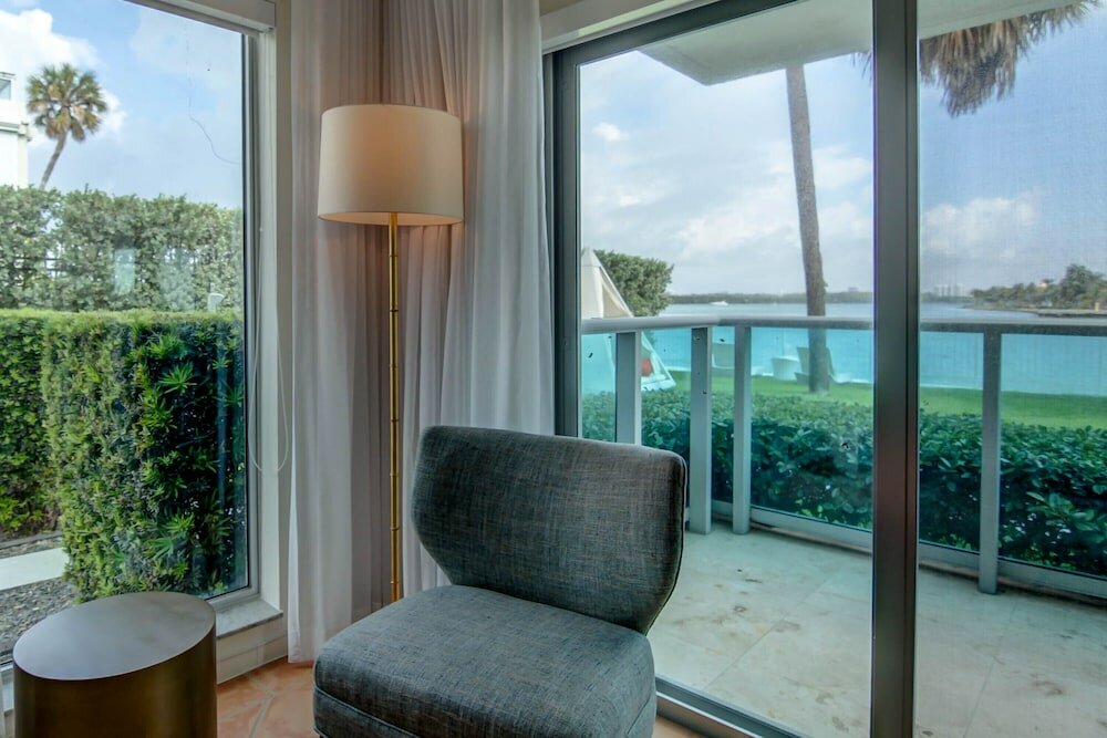 Фото Beach Haus Bal Harbour