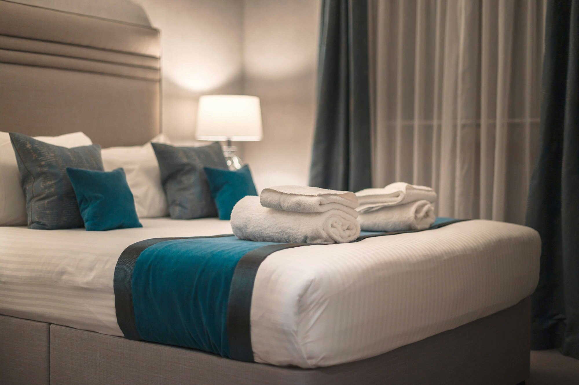 Фото The Knight Residence Apartments by Mansley