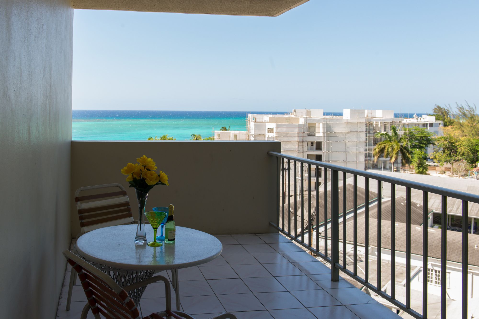 Фото Montego Bay Club Resort