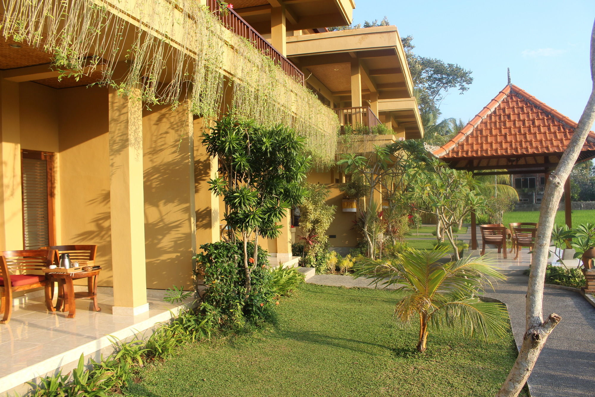 Фото Sri Aksata Ubud Resort