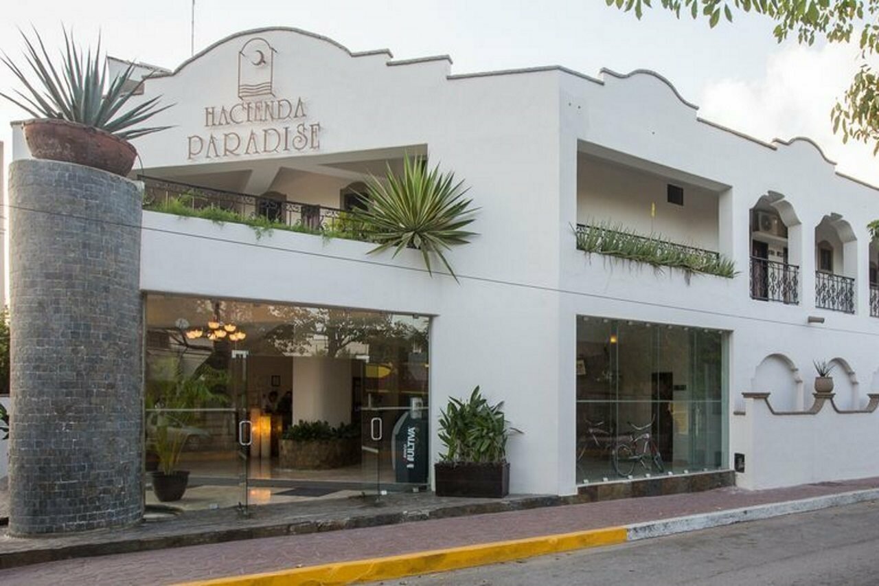 Фото отеля 1