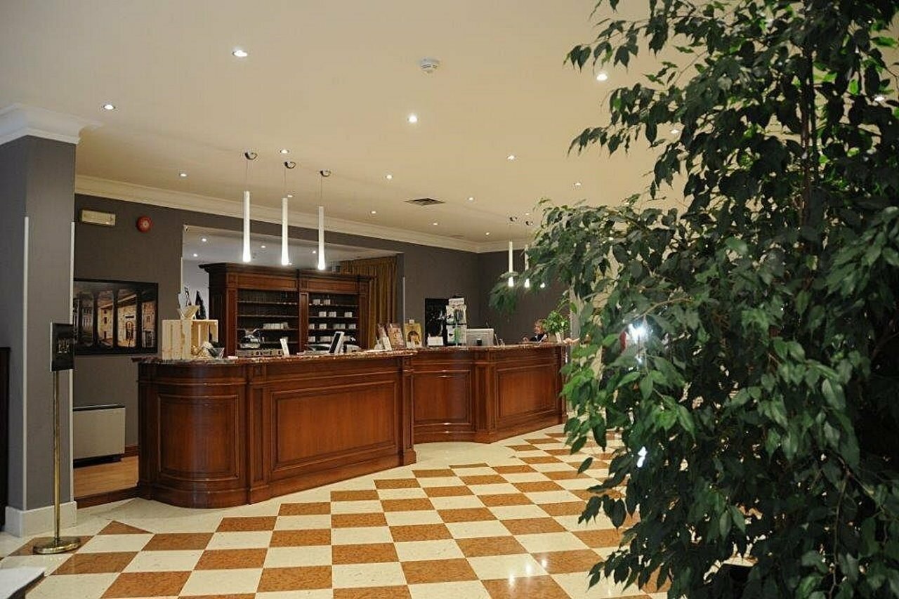 Фото Shg Hotel De La Ville