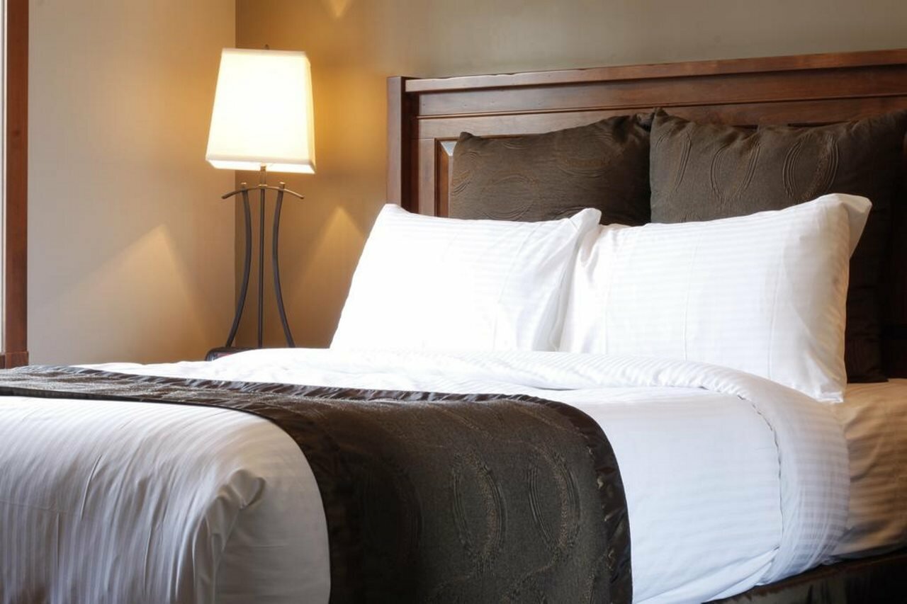 Фото Falcon Crest Lodge