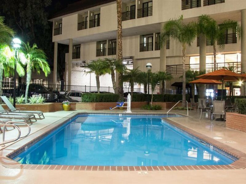 Фото Best Western Plus Irvine Spectrum Hotel