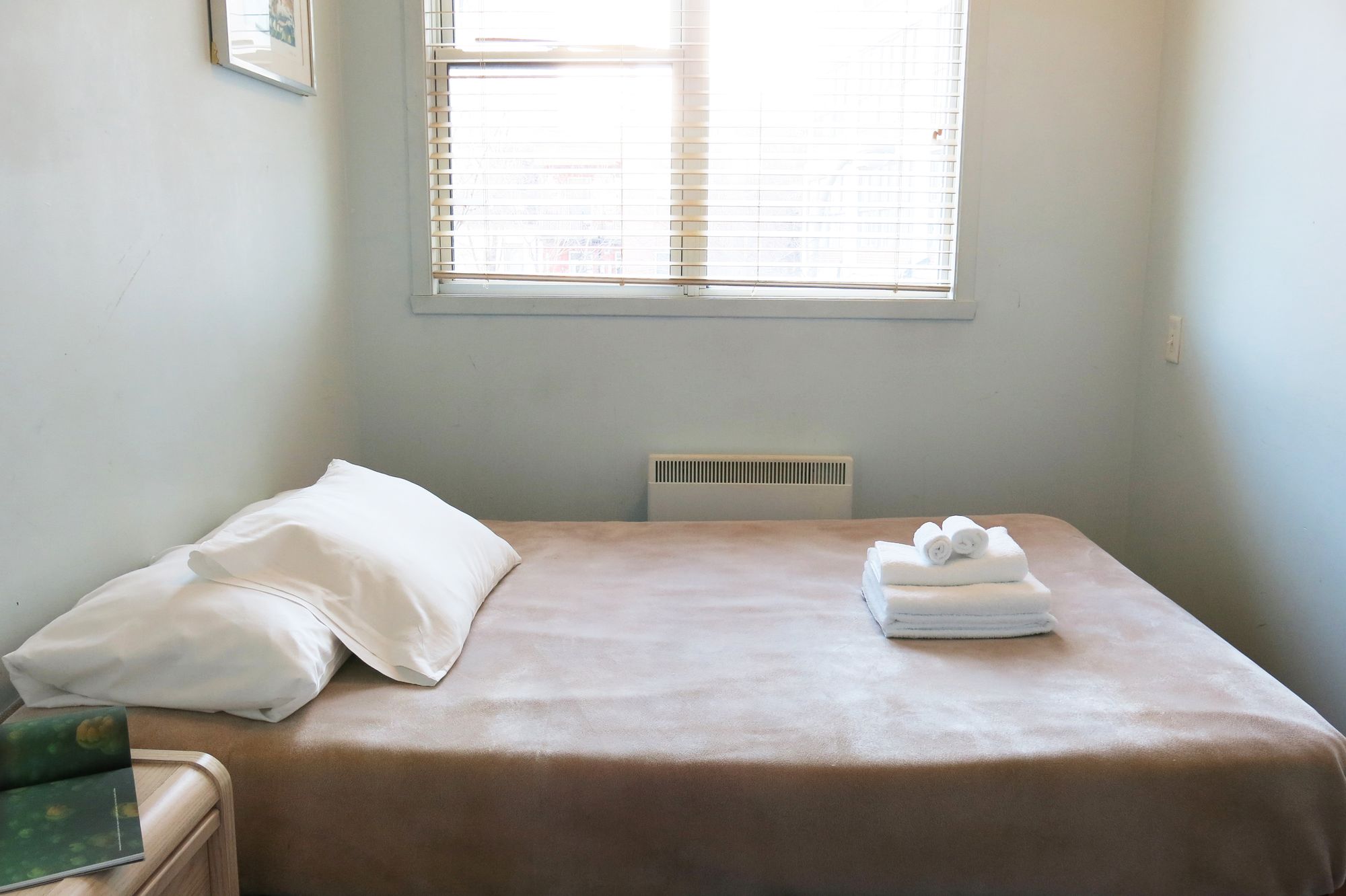 Фото Auberge & Hôtel Montréal Espace Confort