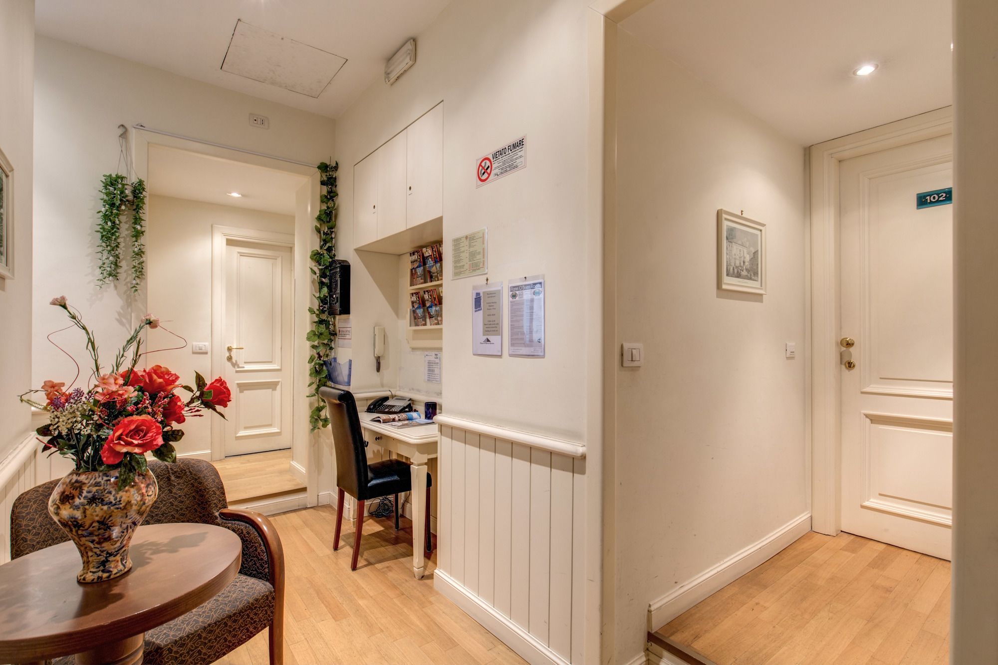 Фото Flann O'Brien Rooms