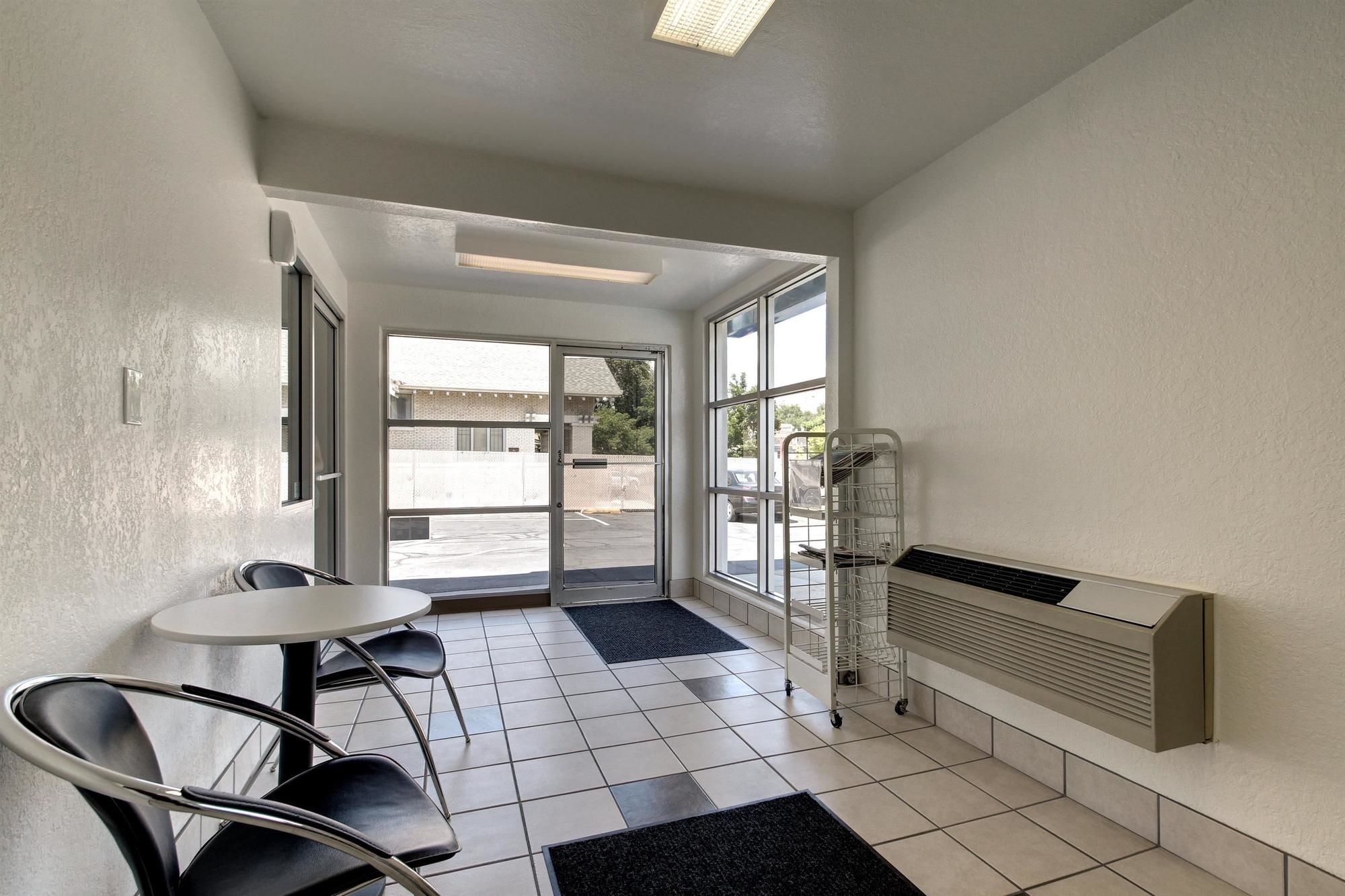 Фото Motel 6 Ogden, Ut- Downtown