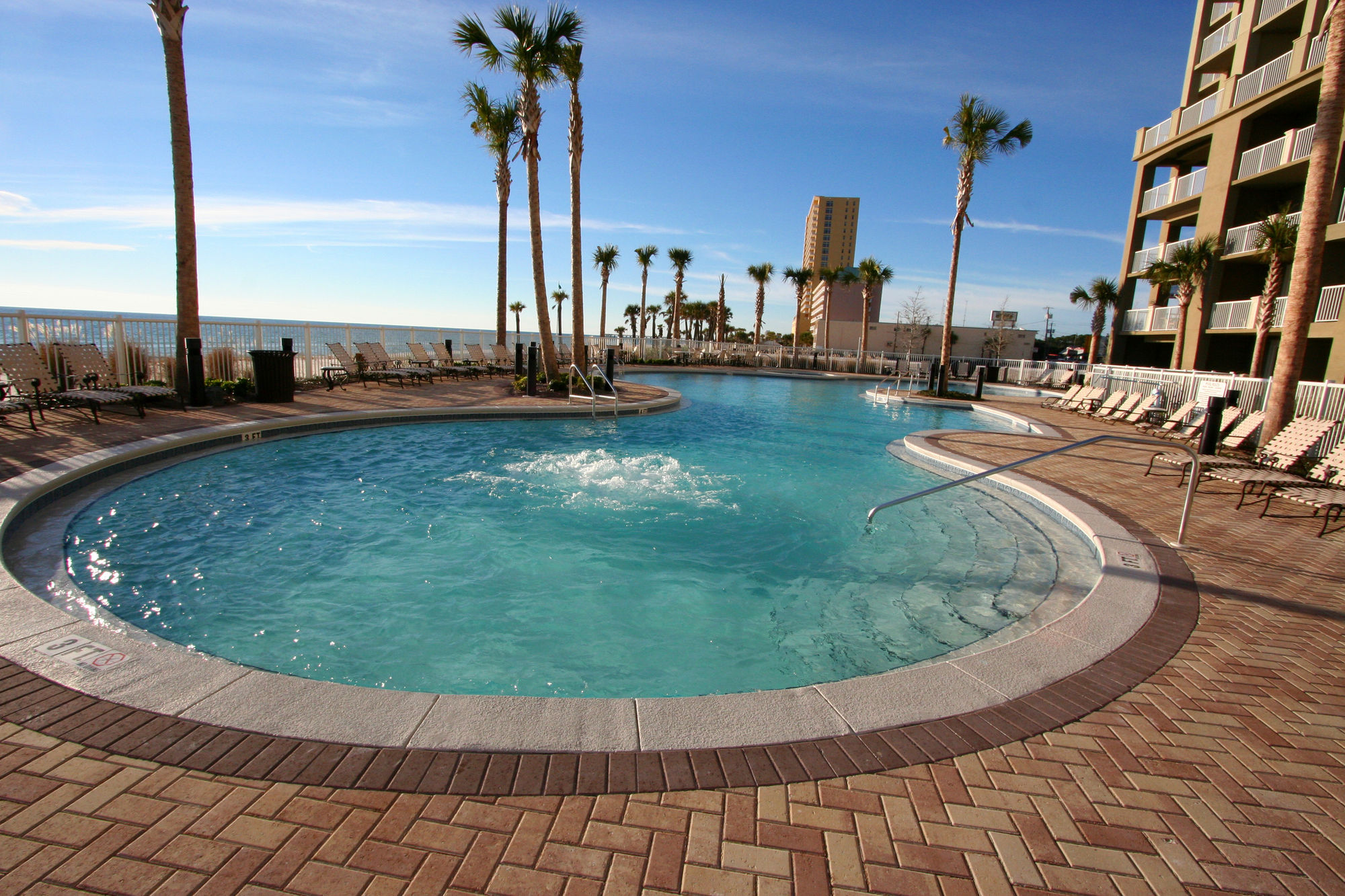 Фото Grand Panama Beach Resort by Emerald View Resorts