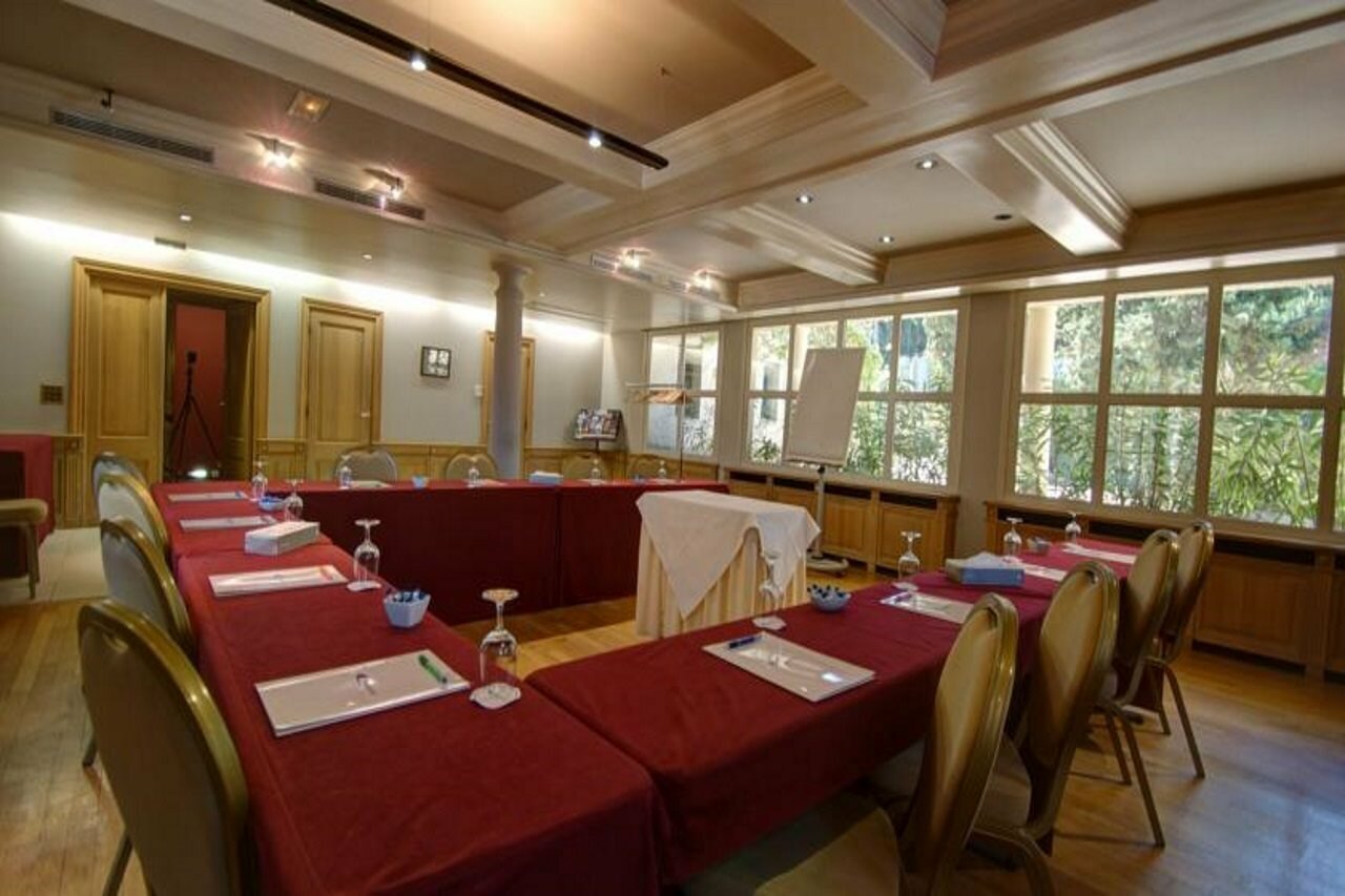 Фото Best Western La Magnaneraie