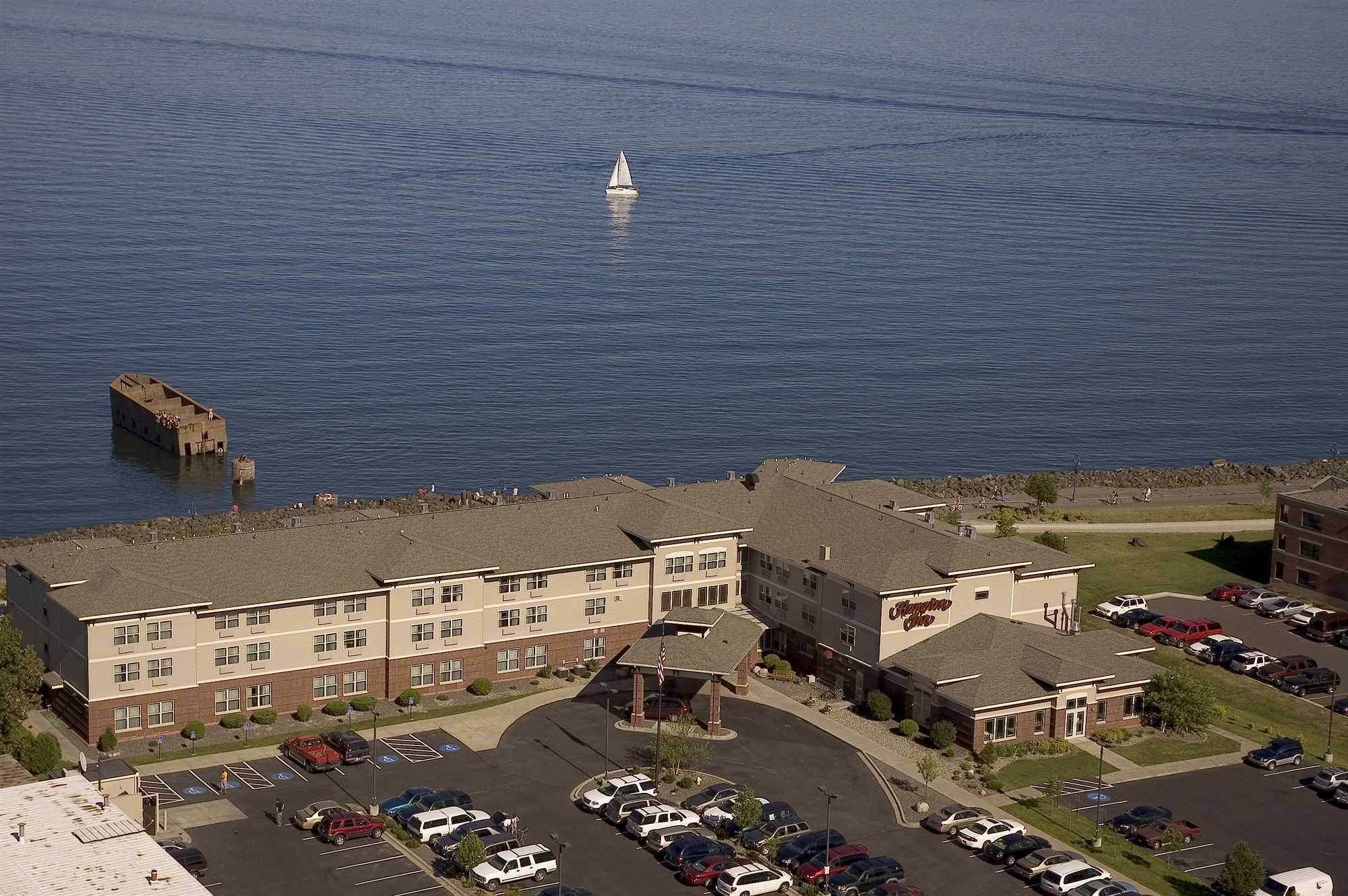 Фото Hampton Inn Duluth Canal Park