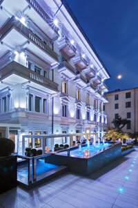 Hotel Montecatini Palace (Apulia, Taranto, Statte, Viale Giacomo Puccini, 20), hotel