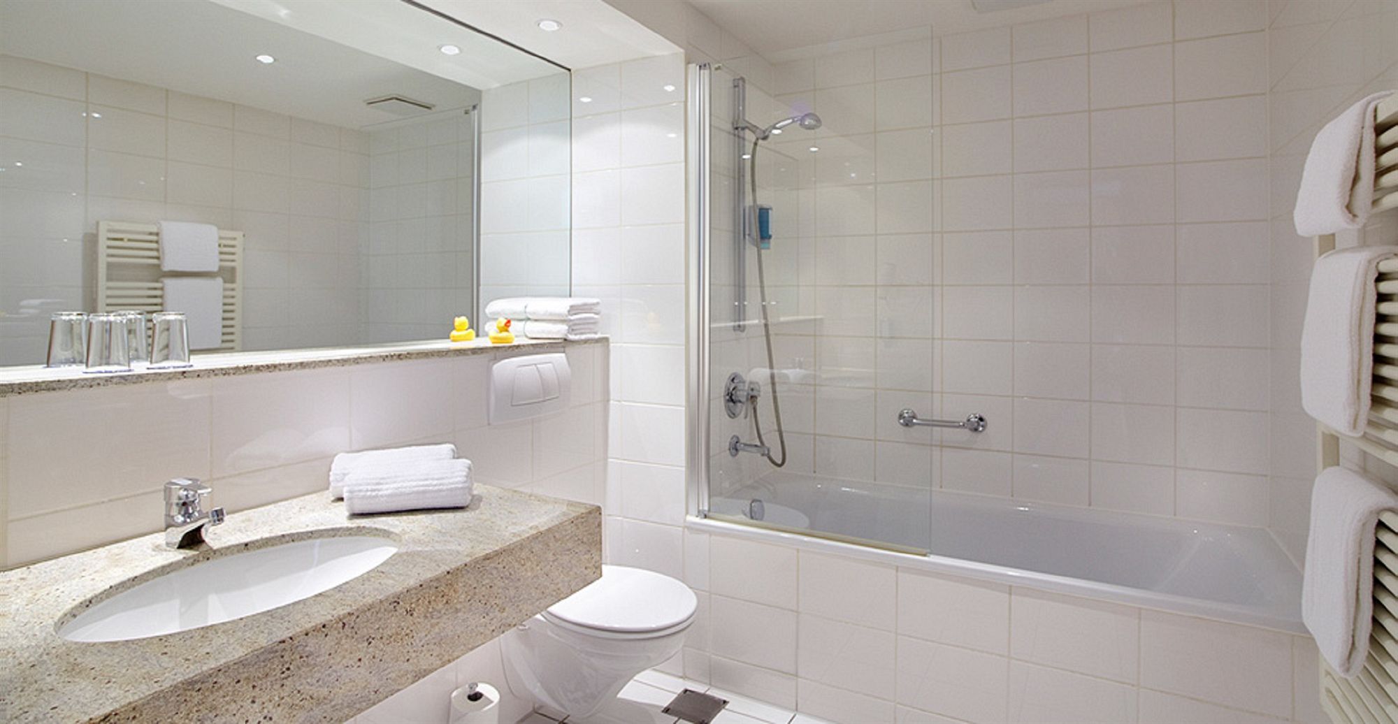 Фото Hotel Hafen Hamburg