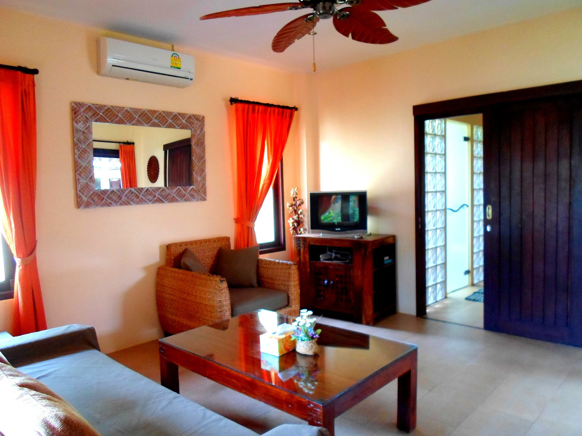 Фото Baan Tropicana