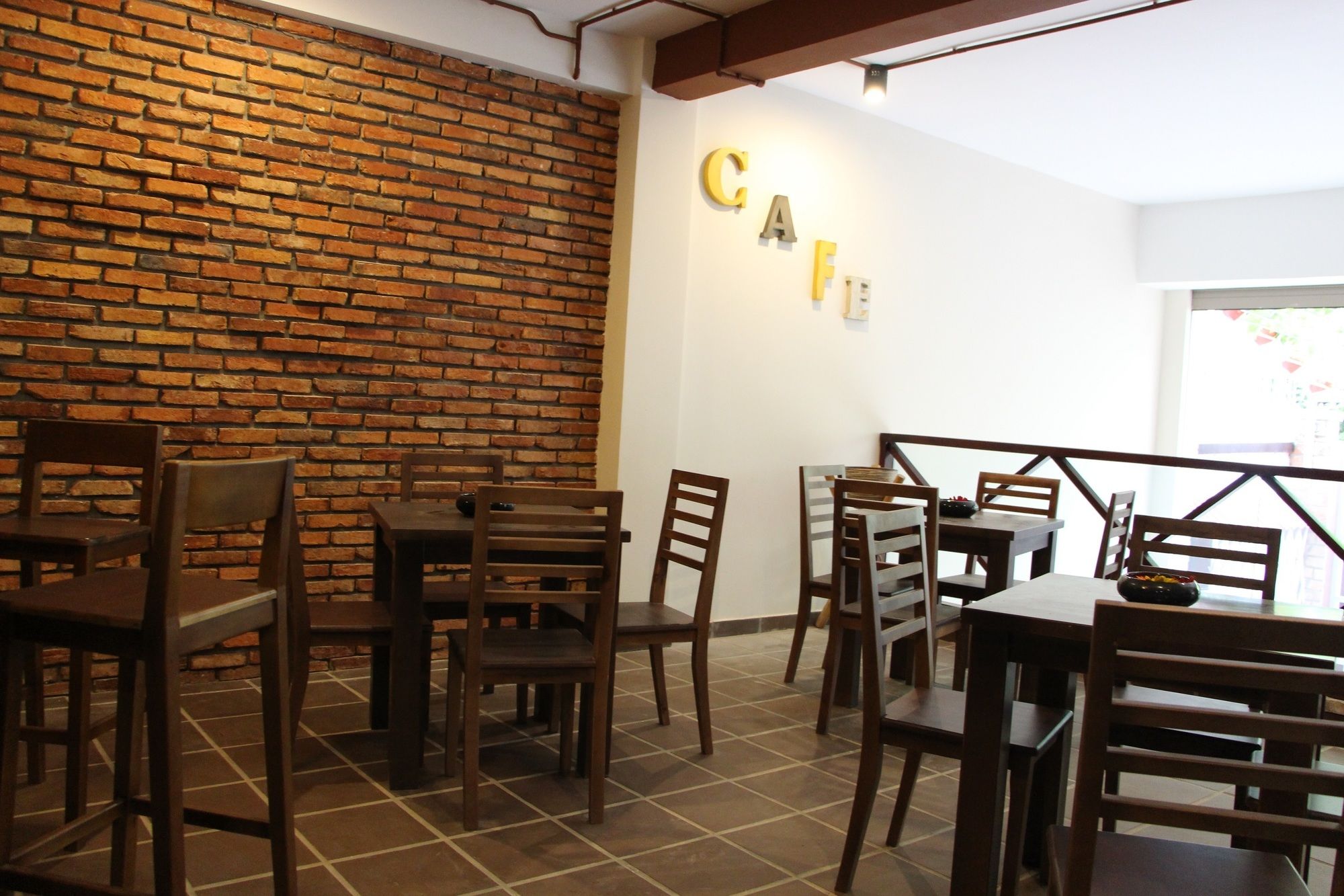 Фото Ananas Family Hotel