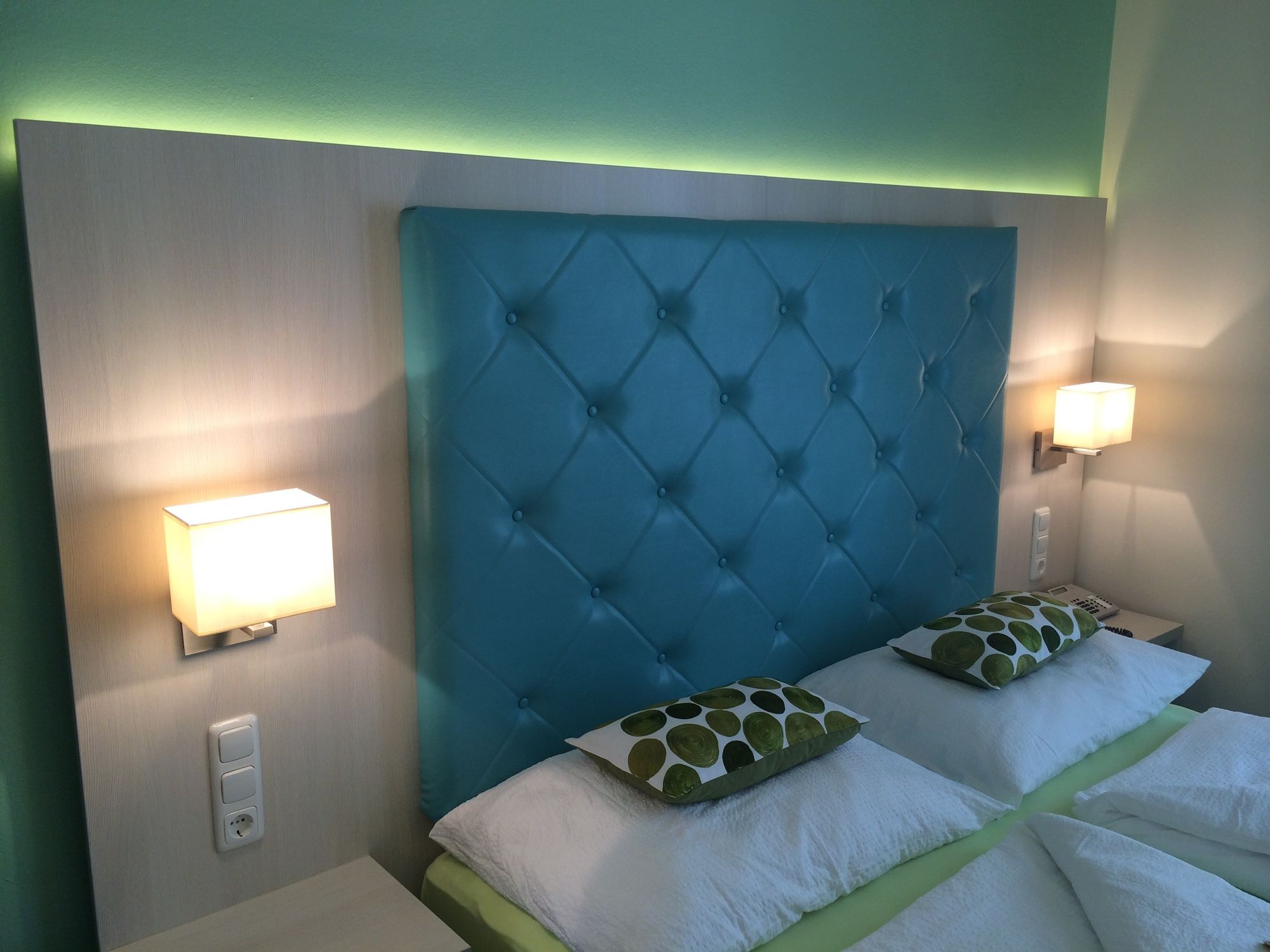 Фото Odeon Hotel