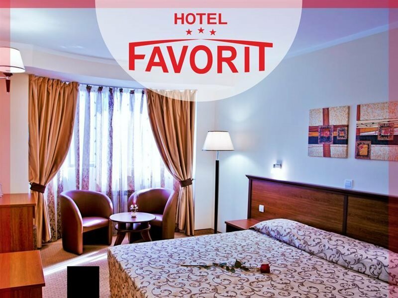 Фото Hotel Favorit