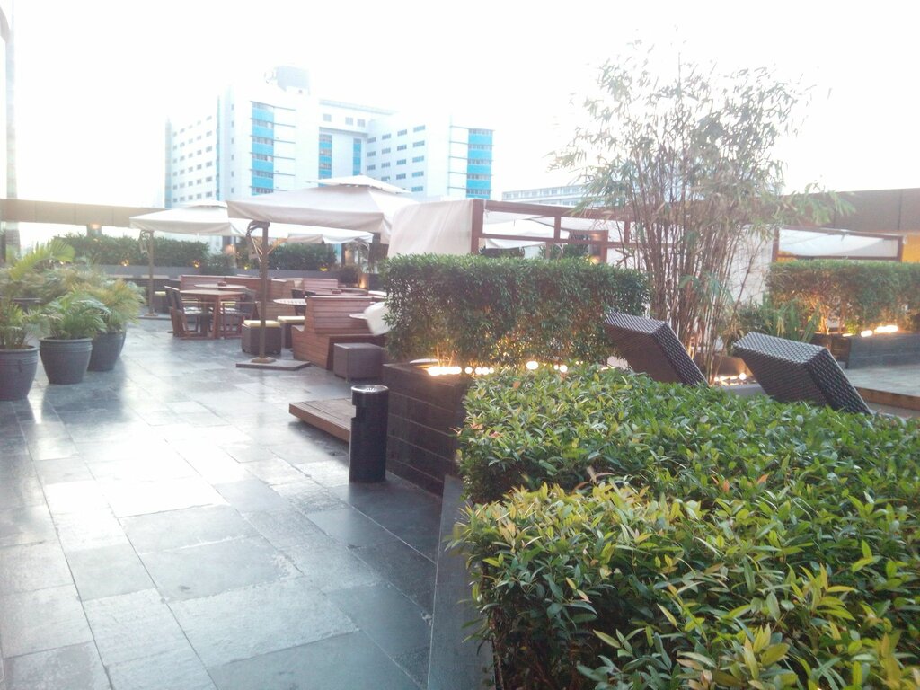 Apartments Shanika Properties at Fort Bonifacio, Earth, photo