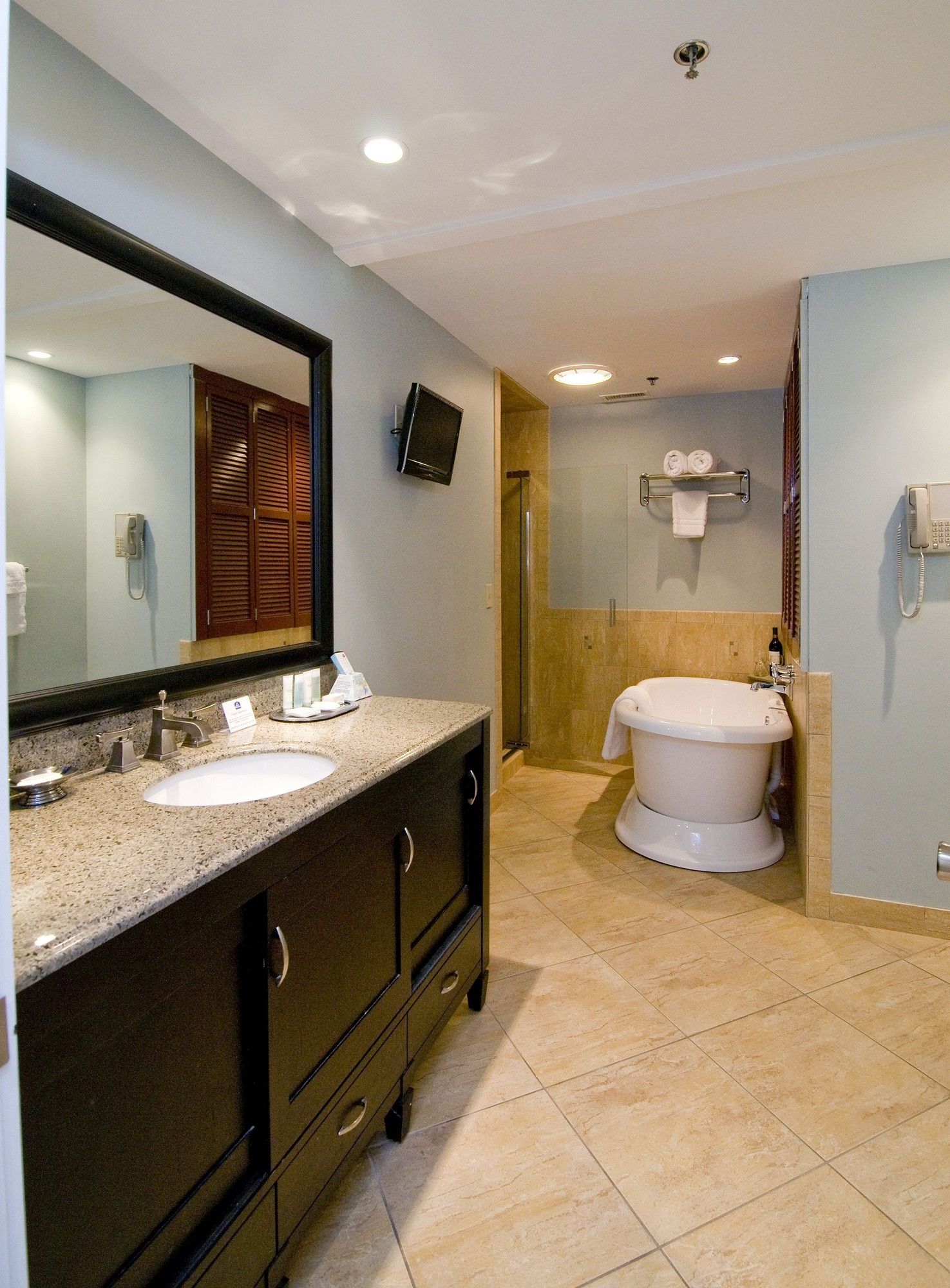 Фото Best Western Plus Coastline Inn