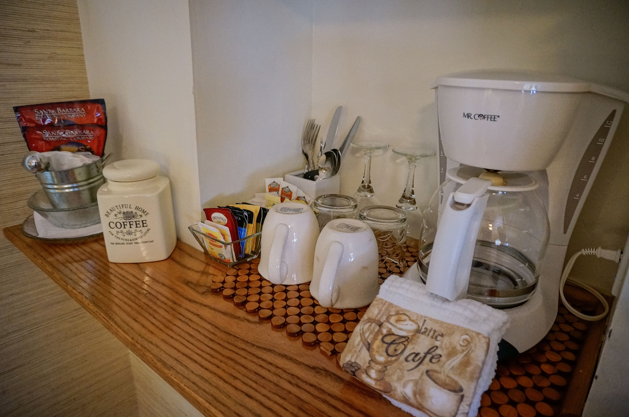 Фото Harbor House Inn