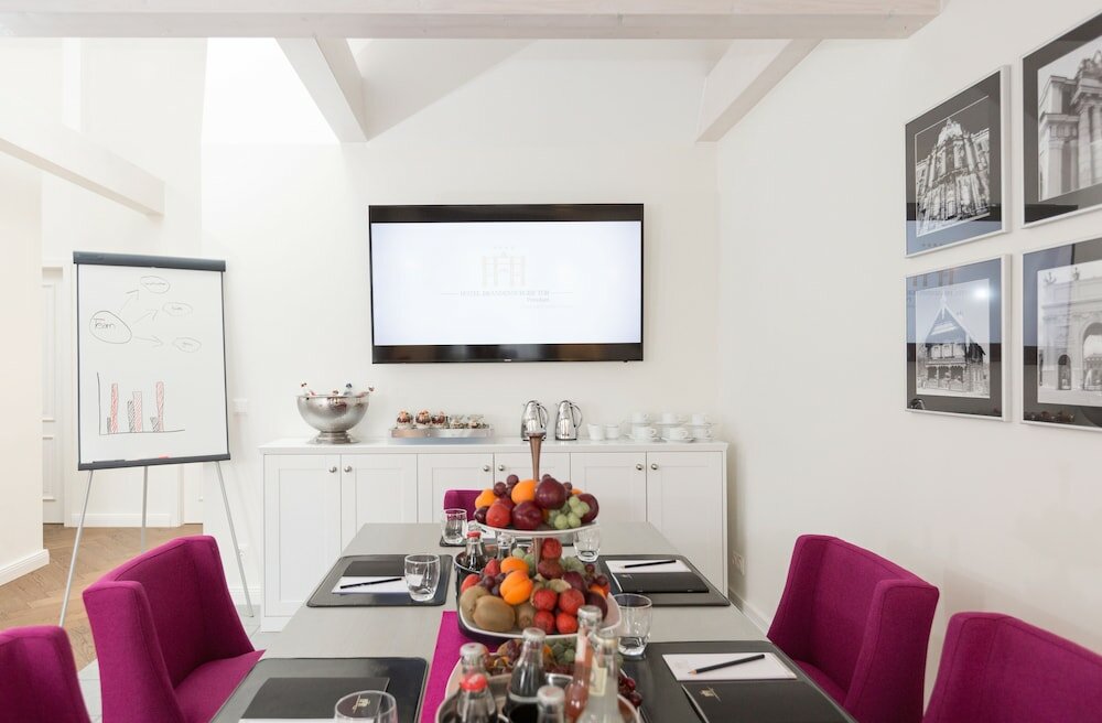 Фото Hotel Brandenburger Tor Potsdam