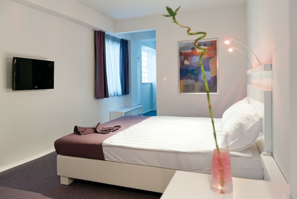 Фото Hotel Leonardo