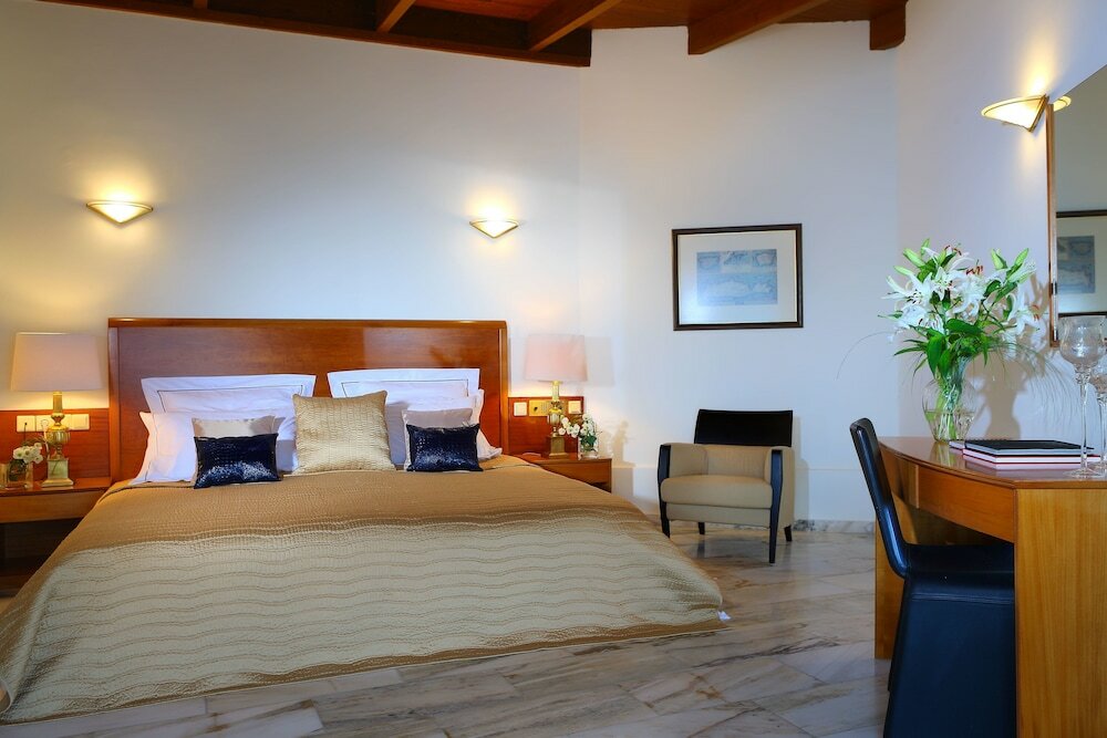 Фото Apollonia Beach Resort & SPA