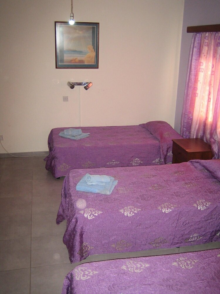 Фото Onisillos Hotel