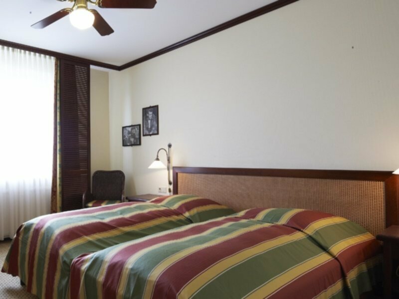 Фото Trans World Hotel Donauwelle