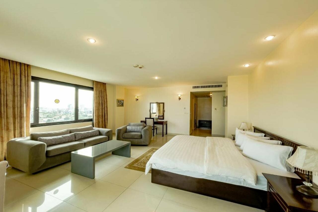 Фото Black Diamond Hotel