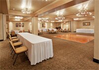 Фото Holiday Inn Express Hotel & Suites Dallas South - Desoto, an Ihg Hotel
