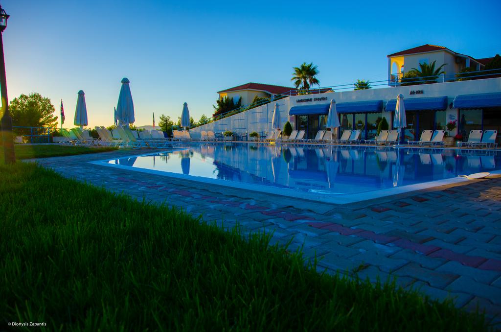 Фото Отель Liberatos Village