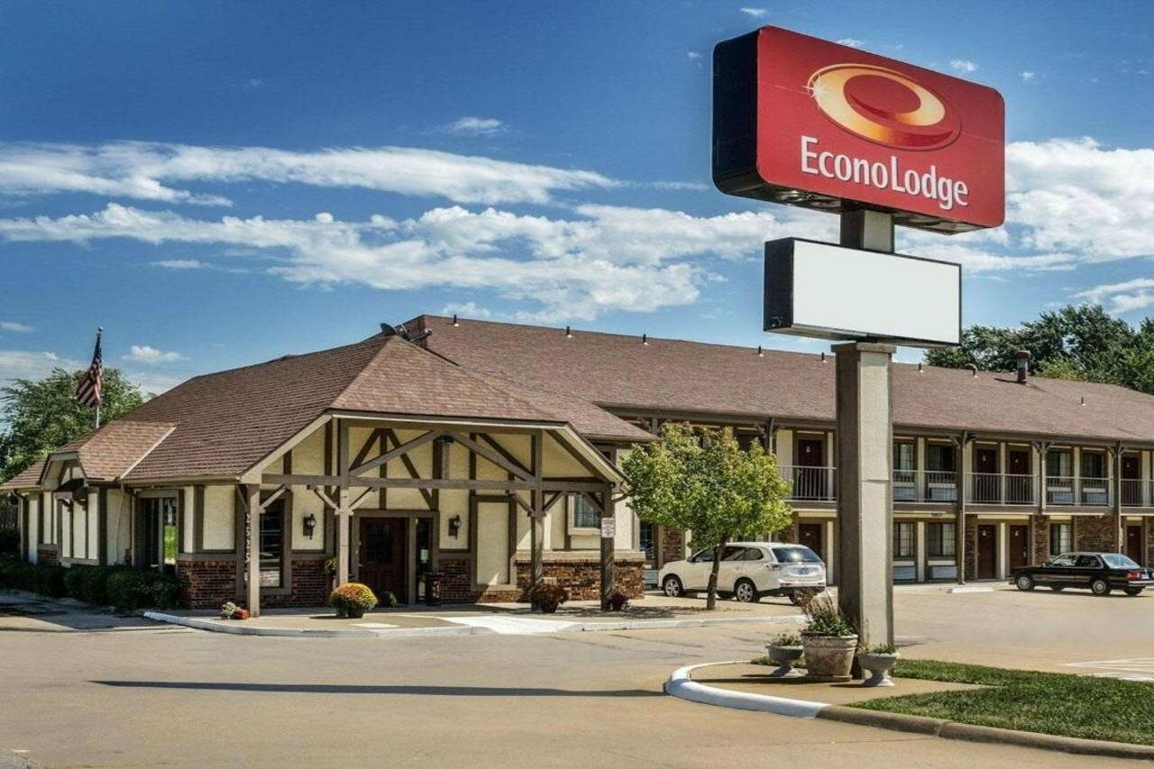 Фото Econo Lodge University