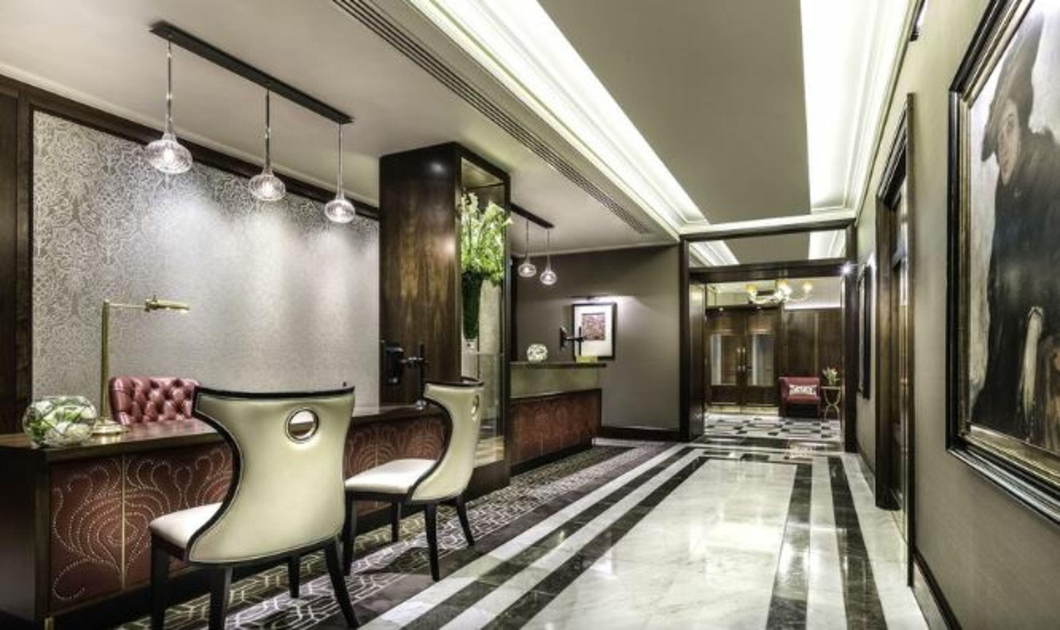 Фото Taj 51 Buckingham Gate, Suites and Residences